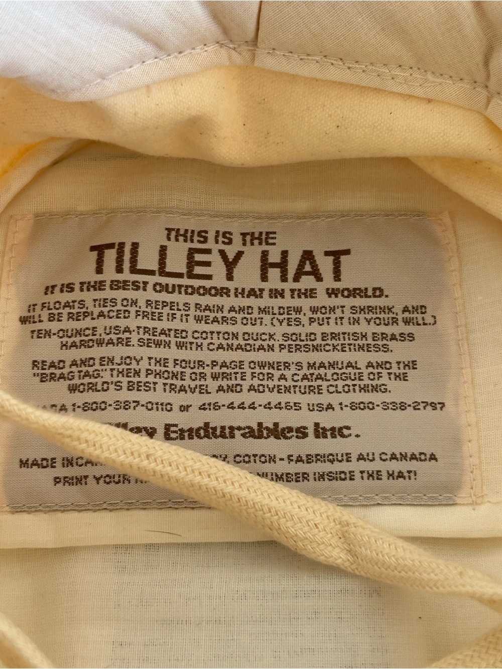 Tilley Iconic Cream Canvas Bucket Hat Size 7 , 22 inches
Made in Canada - Picture 8 of 9